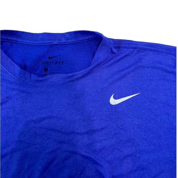 Nike T-Shirt - Picture 7 of 8